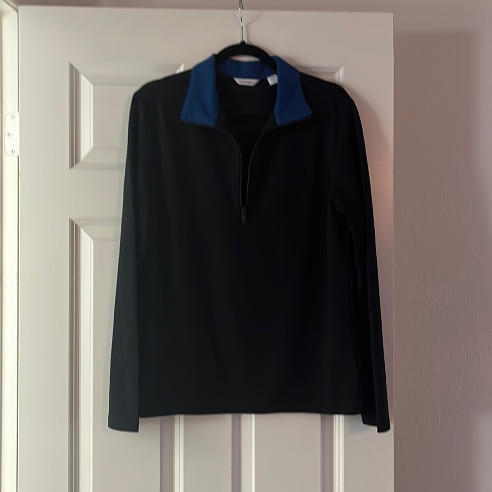 Men’s black zip pullover